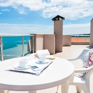amon-ra-hotel.sozopol-hotels.com/