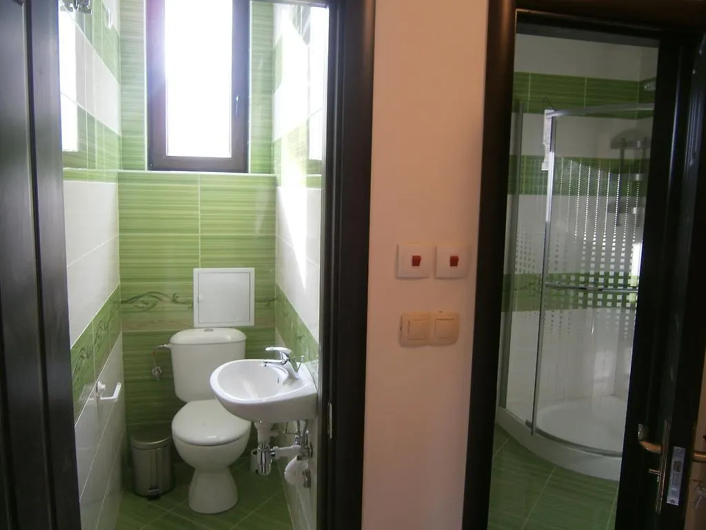 Ivory Tower Hostel Sofia 0*,